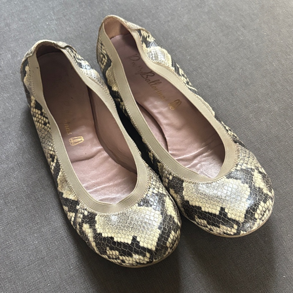 Pretty Ballerinas Snakeskin Pattern Flats
